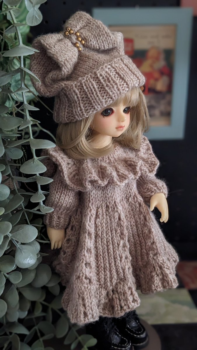 bLxTmZowqgZb4tL's tweet image. ご縁頂きましたcoco様のウィッグです🙂‍↕️ちっこいのに内巻きくるりんカールがしっかり美しく入っていて整え易くて　とても可愛いです💖
ドルパお疲れ様でした🤗
通販ありがとうございました✨
#murmurcoco