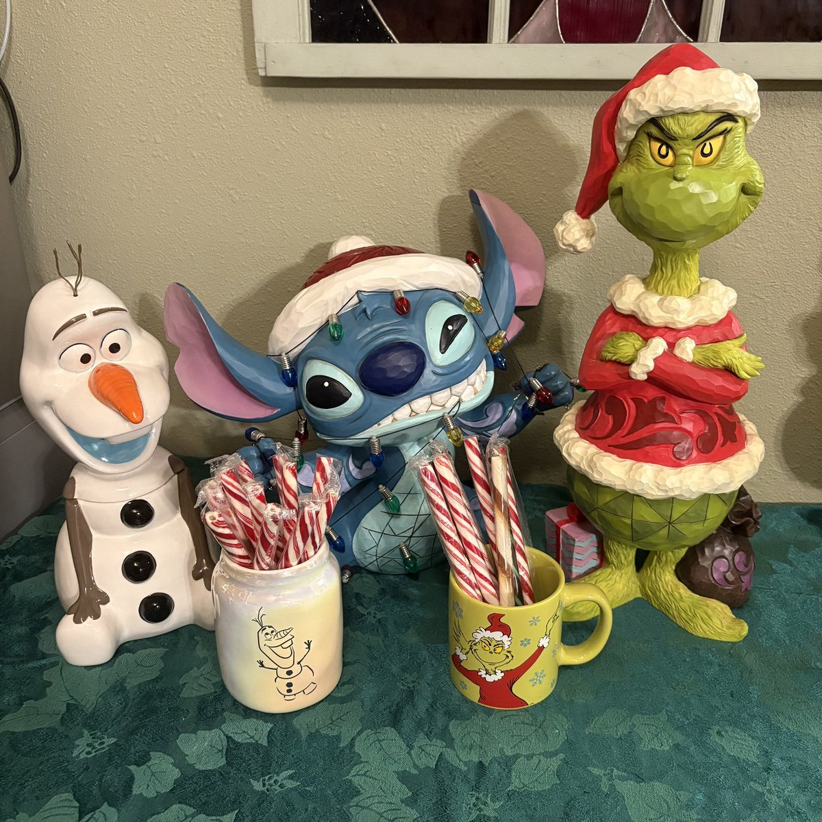 Brian (@debonairbard) on Twitter photo 