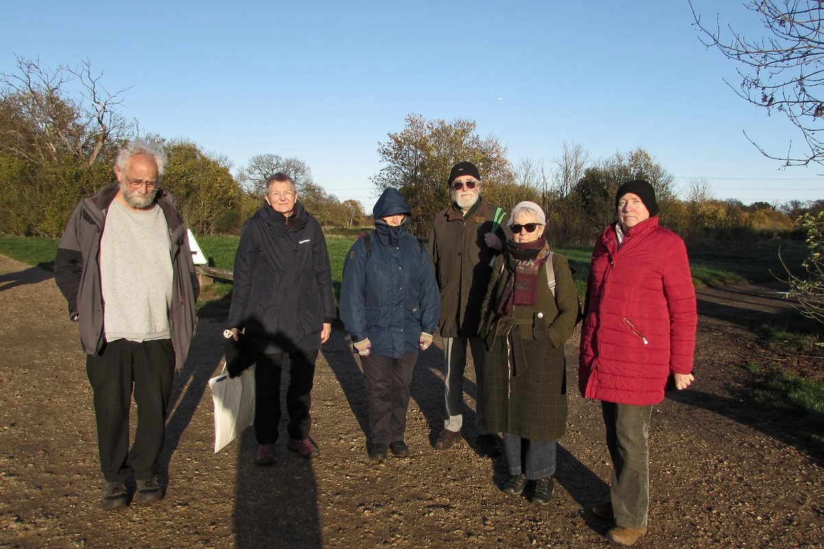 Today the Friends were pleased to welcome members of the Planning and Conservation Working Group (PCWG) of the London Parks and Gardens Trust to Wanstead Park. We are grateful for their interest, and will continue to liaise with them as plans for the park develop.