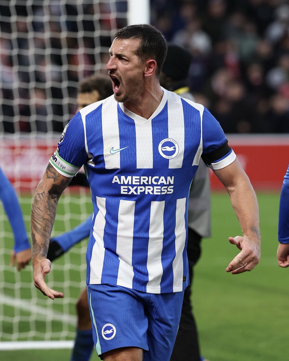 Brighton & Hove Albion tweet media