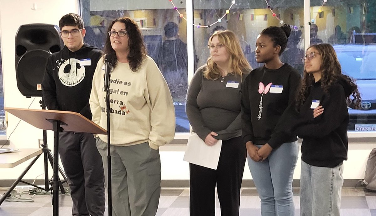 WMHS embRACE Club 🌎 tweet media