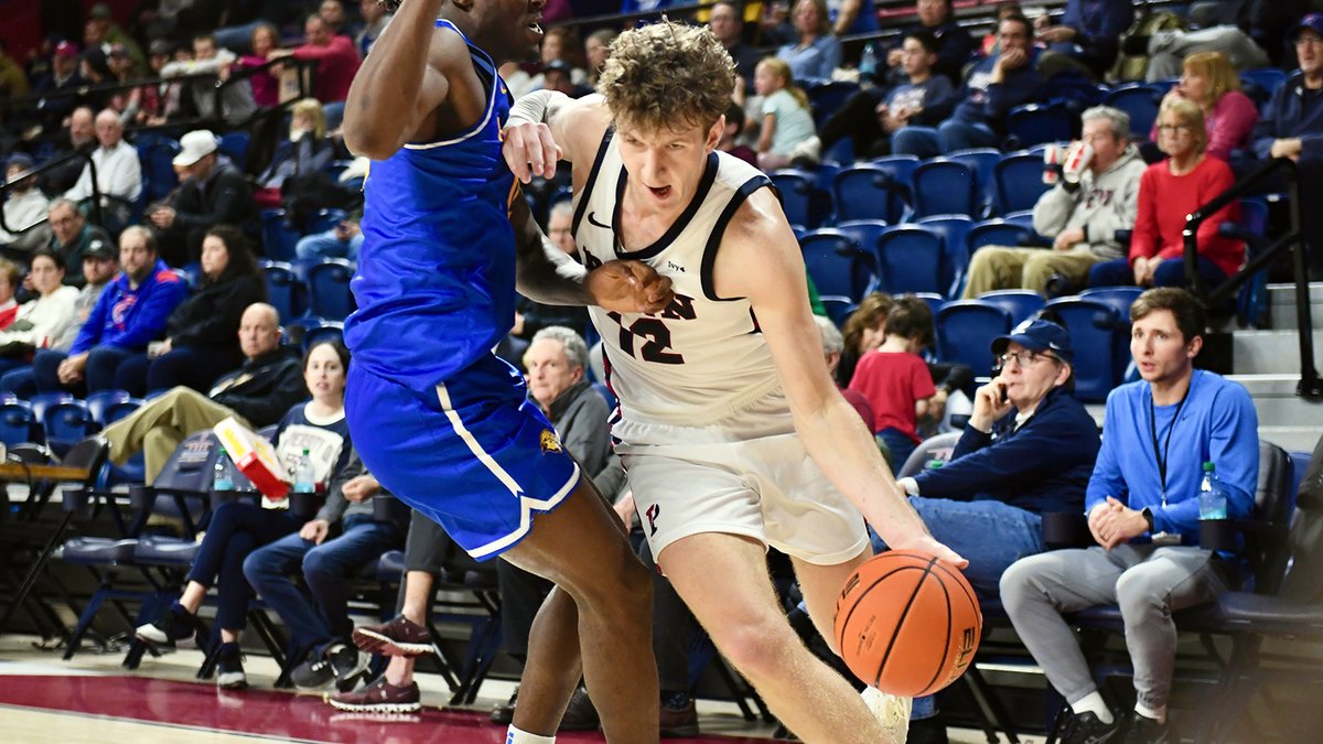2H (7:42) | Hofstra 61, Penn 50

U8 media. Our ball out of the break, comeback starts now!
📺 ESPN+ ($) | goquakers.co/3M8D2HG
📻 QAN | pennathletics.com/audio
📊 goquakers.co/44pktFs

#FightOnPenn 🔴🔵🏀
