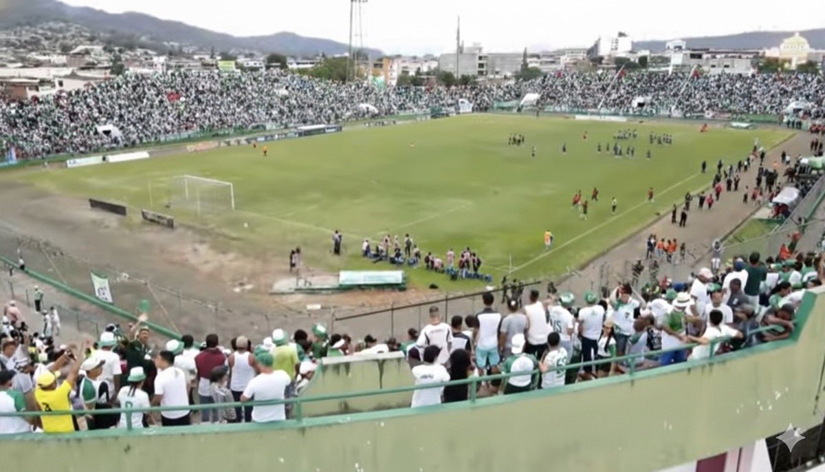 idermoreno's tweet photo. #ldup #Portoviejo #AscensoNacionalEcuabet #ascenso #Ecuador https://t.co/ltUeTJAuf4