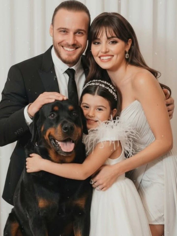 m118601's tweet photo. Con la preciosa 💎 Madelaine 🥰 https://t.co/8zW85glbcQ