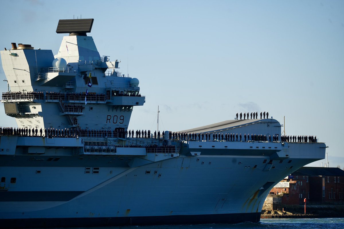 MattWoolner1991's tweet photo. .@HMSPWLS returning into Portsmouth from her eight month deployment with the Carrier Strike group #CSG25 https://t.co/COltsWhjmf