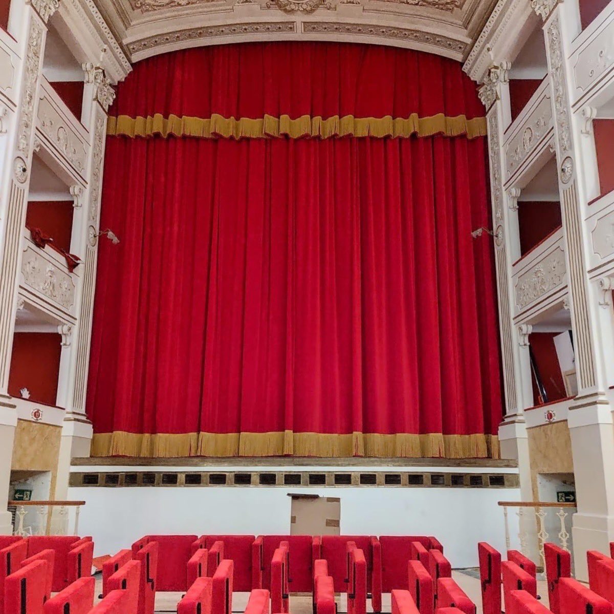 Atmo_IT's tweet photo. #marradi #teatrodeglianimosi https://t.co/YYKpnBU2WQ