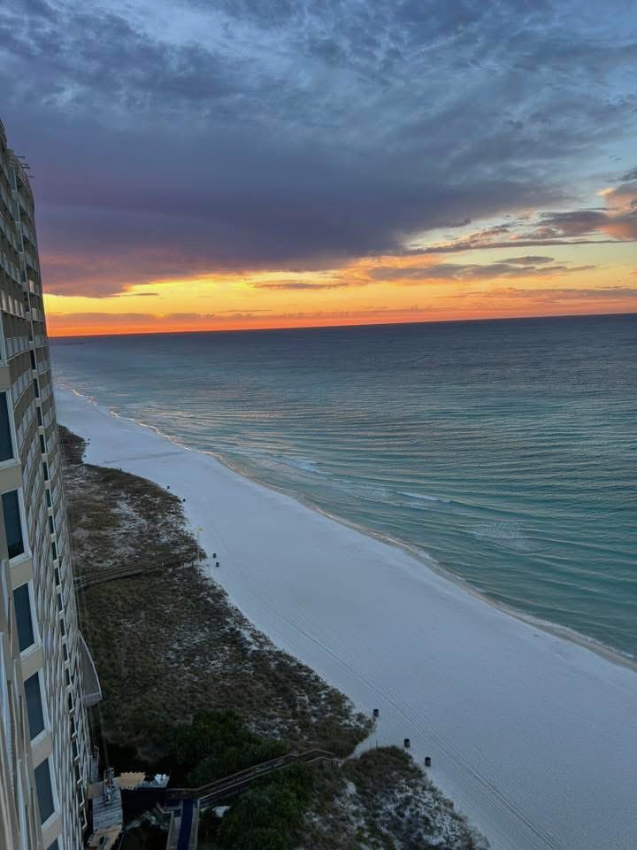 Igor_StyleSavvy tweet media