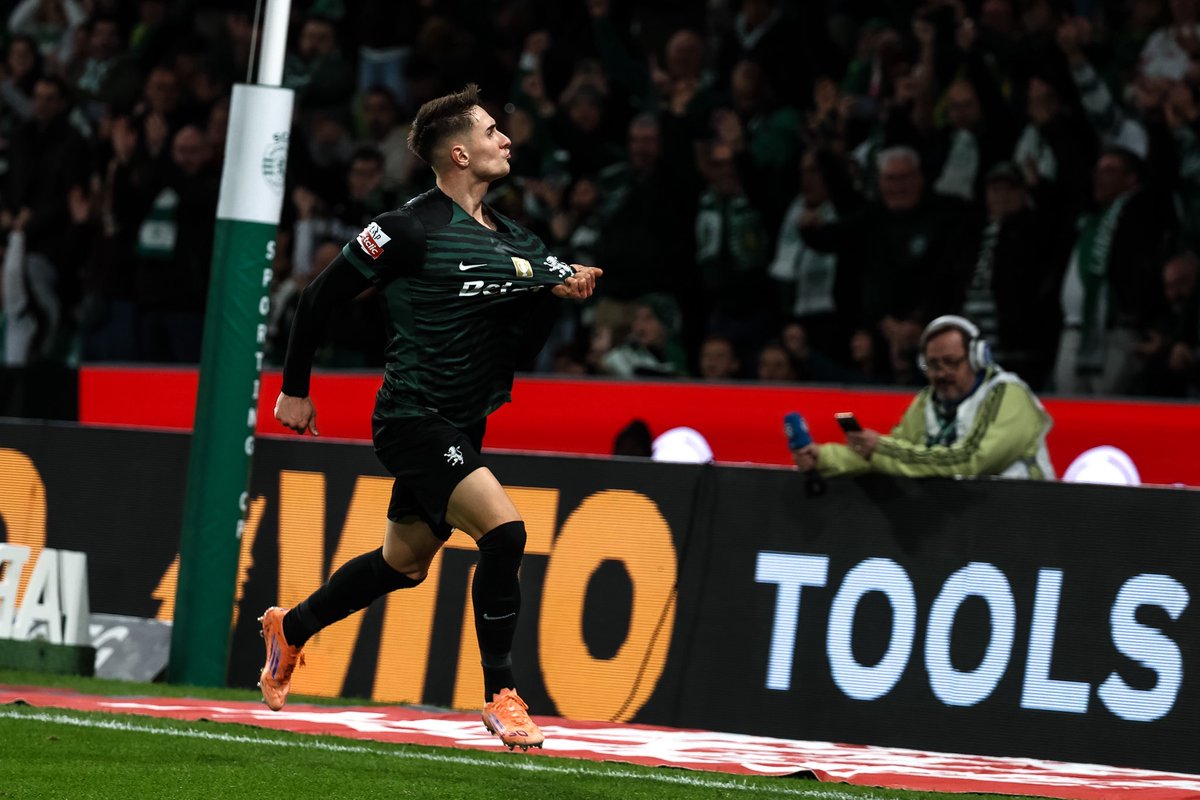 SportingCP's tweet photo. 📸 As imagens do #SCPCFEA 🟢⚪️ https://t.co/IsfDK95721