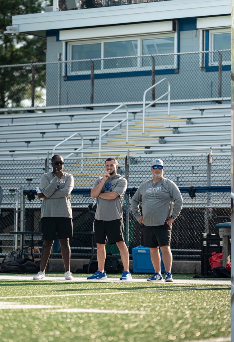 Another great year coaching the sport I love! Proud of everything we continue to accomplish! 3 Titles in 5 Years, first year as OC, and sending guys to the next level year in &amp; year out!
#Delhs