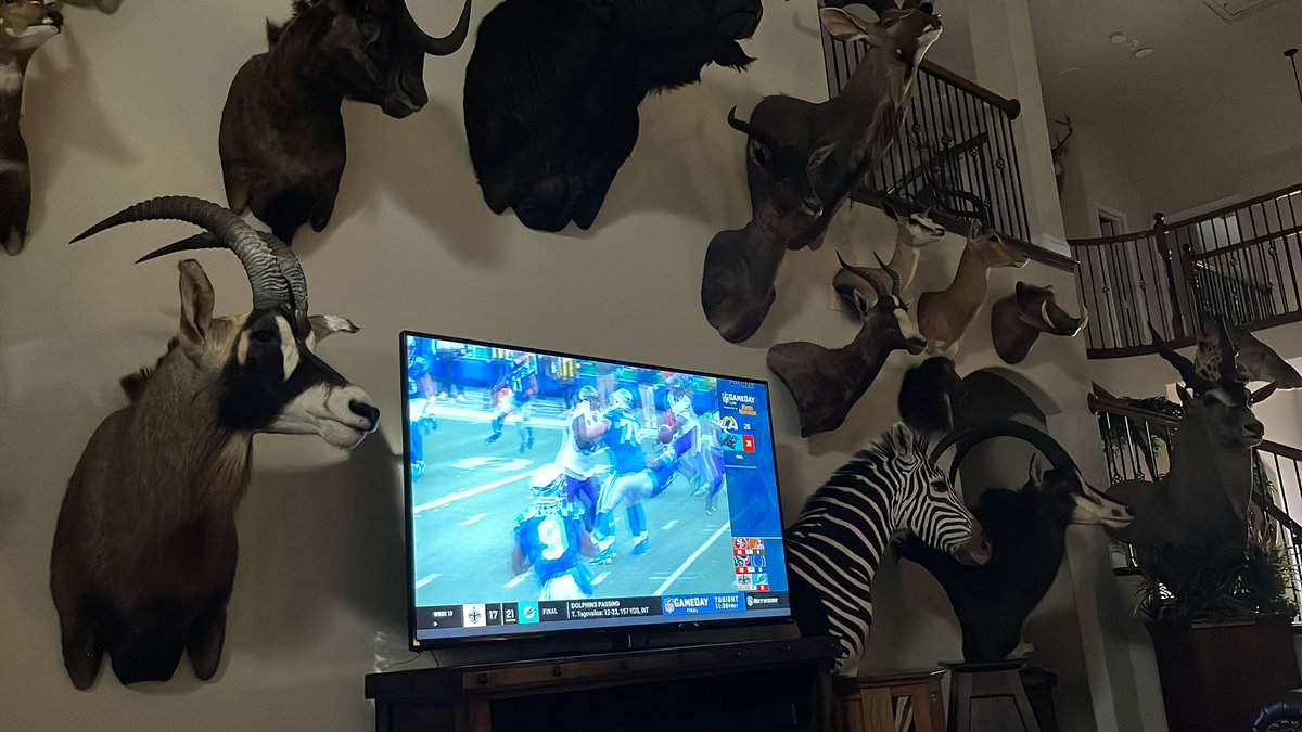 scrawford9's tweet photo. @NFLGameDay https://t.co/u2WEL8Oqgo