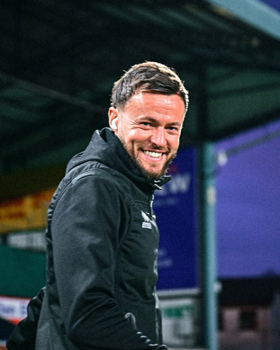 Great being back out there <a href="/dundeeunitedfc/">Dundee United FC</a> ⚽️🧤🧤🧡🖤
