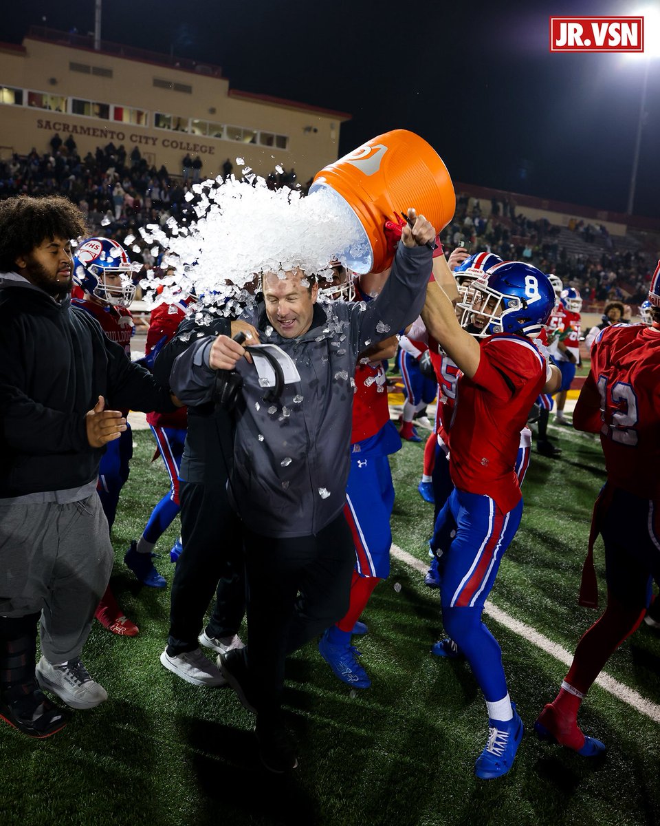 Dylan Wolfe tweet media