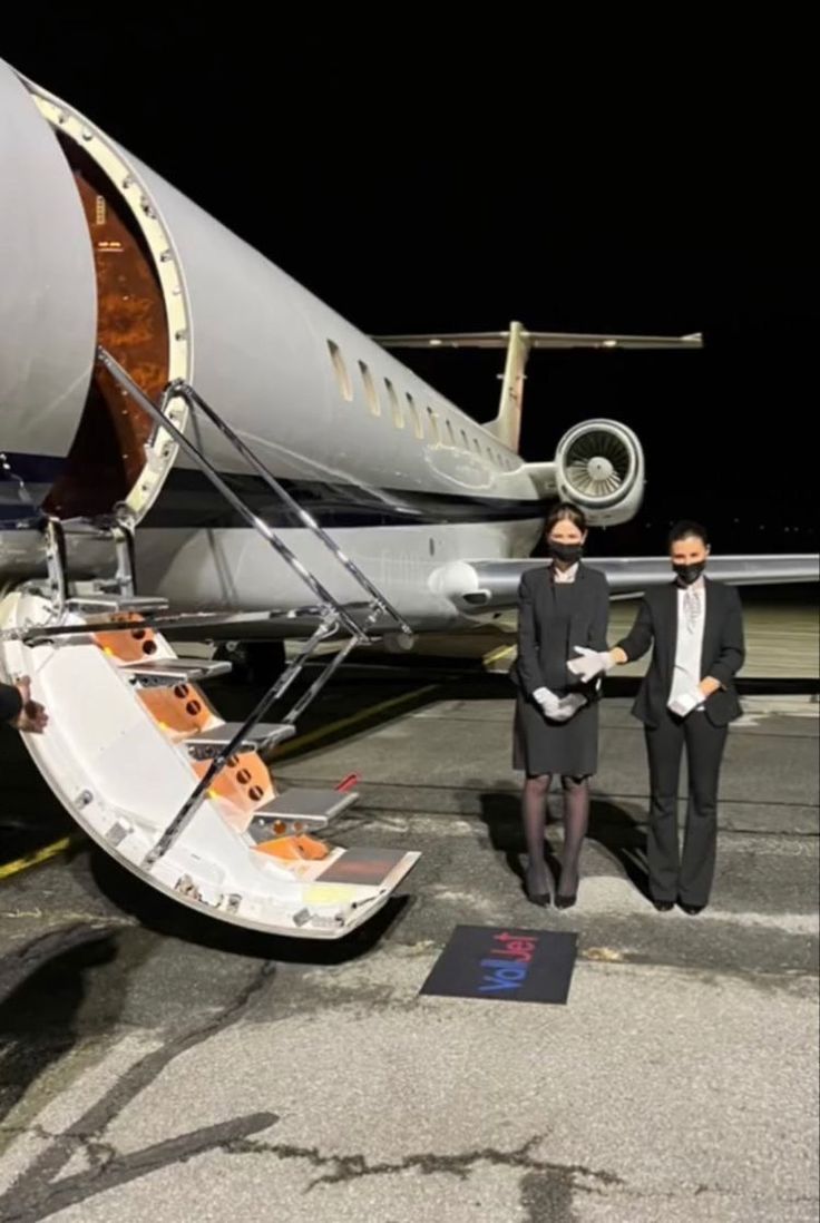 Tenbinary's tweet image. WINTER ARC IS HERE ❄️
Happy December 1st

The 1st day of winter, which means a season full of love, abundance, free vacations, big opportunities, and more

I AM MANIFESTING FOR YOU