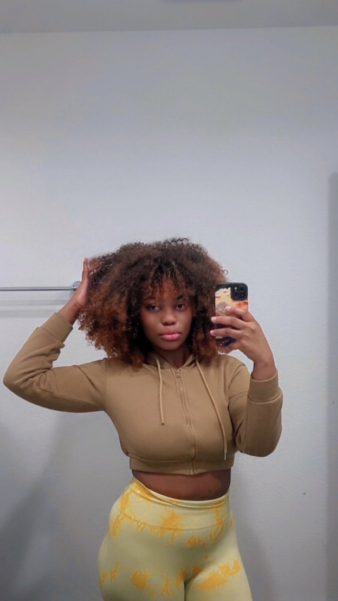 _kofs's tweet image. November do me dirty… but we move 😌😌