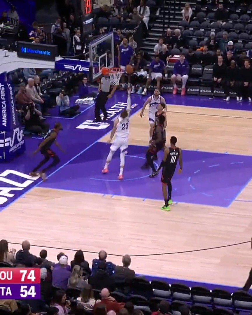 The Finnisher: 𝗖𝗢𝗠𝗜𝗡𝗚 𝗧𝗛𝗥𝗨 🚂

#TakeNote | @markkanenlauri 