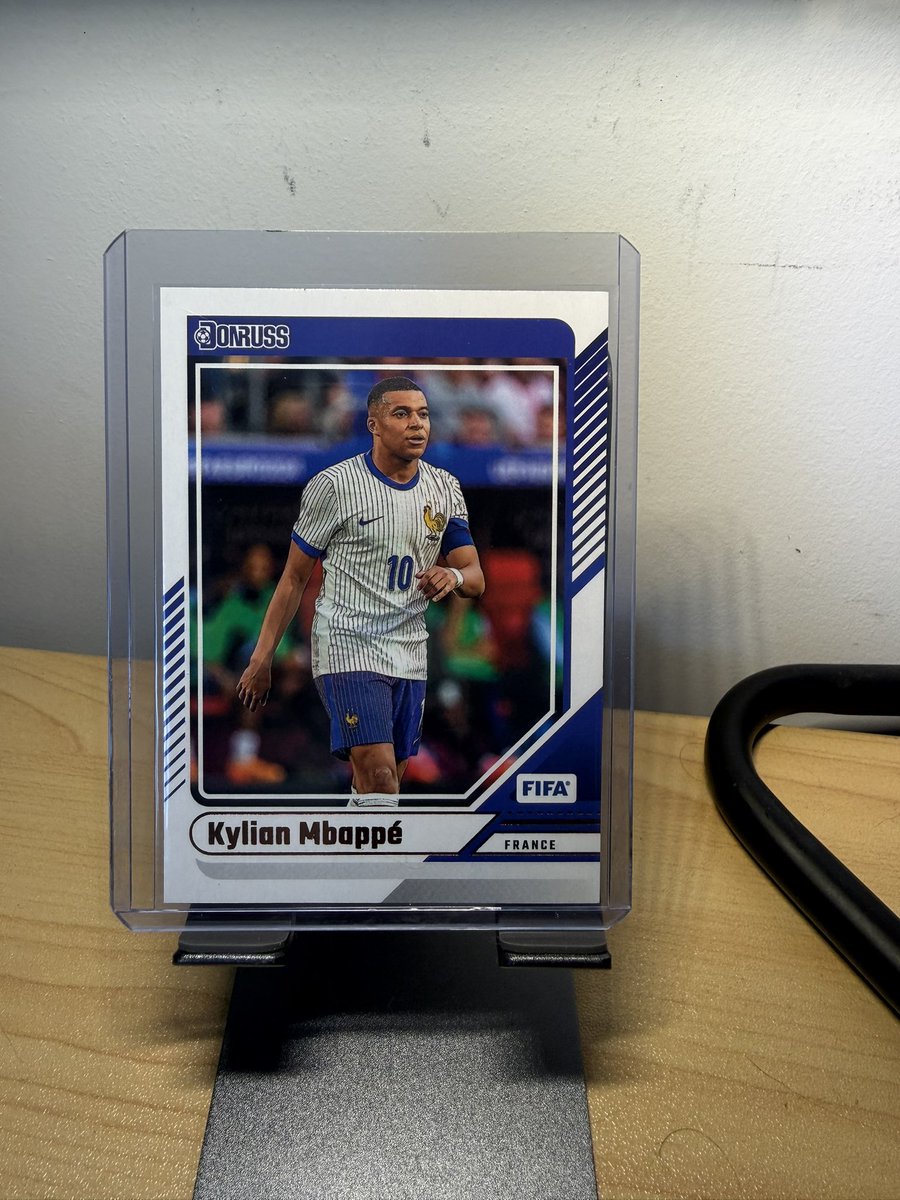 BasedCardGuy's tweet photo. Check out 2024-25 Panini Donruss Fifa - Kylian Mbappe #100 https://t.co/3f8JqNaaS8 #eBay via @eBay #TBBCrew #TBBReposts #CardsForSale #BasedCardGroup #Fifa #Soccer https://t.co/Hm23bJN86R