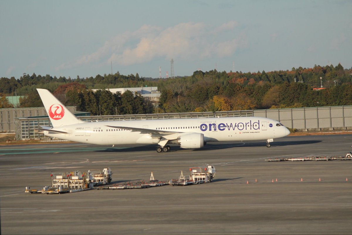 T82902414's tweet image. おはようございます
今日から12月です
早いですね
仕事帰りに来年のカレンダー
もう一つ仕入れました
あとであげますね
12月もよろしくお願いします😊
今日も元気に行きましょう❗️
#JAL #B787 #oneworld #成田空港