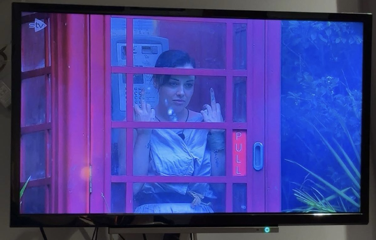 kerryxrose's tweet photo. when you walk past a classroom and see your bestie through the door #ImACeleb #ImACelebrity https://t.co/TeAY28AZgQ