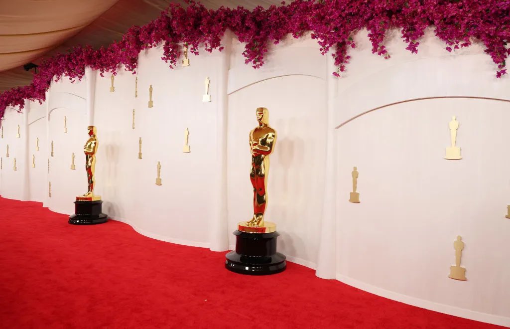 Red Carpet:

19:30 

Premiação:

20:20