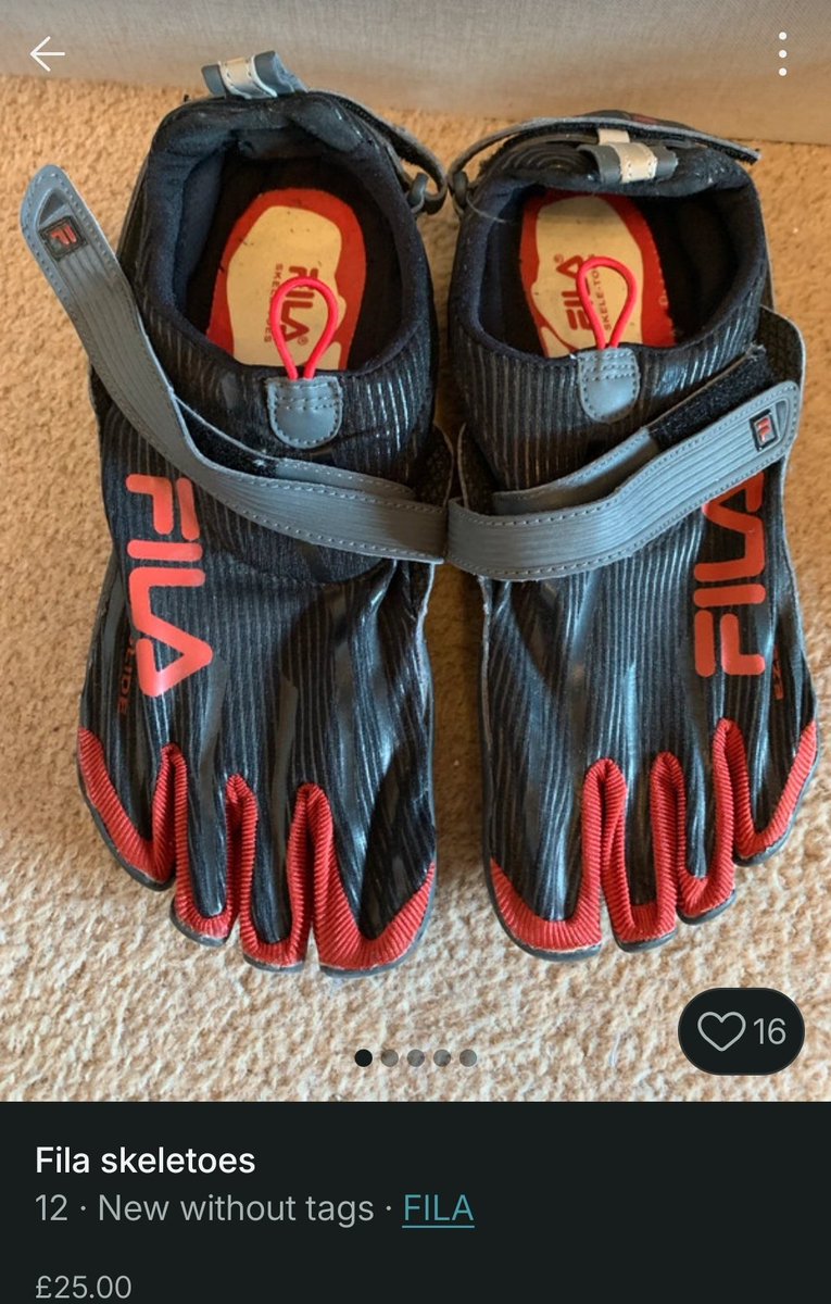 peepeedirt's tweet image. The skeletoes stay on during sex