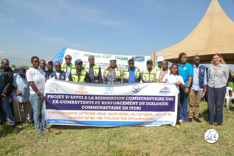 pddrcs's tweet image. #ITURI : LANCEMENT A TCHOMIA D’UN PROJET DE RÉINSERTION DES EX-COMBATTANTS, EN APPUI AU #PDDRCS
@Presidence_RDC @PrimatureRDC @VPMDefenseRdc
pddrcs.cd/ituri-lancemen…