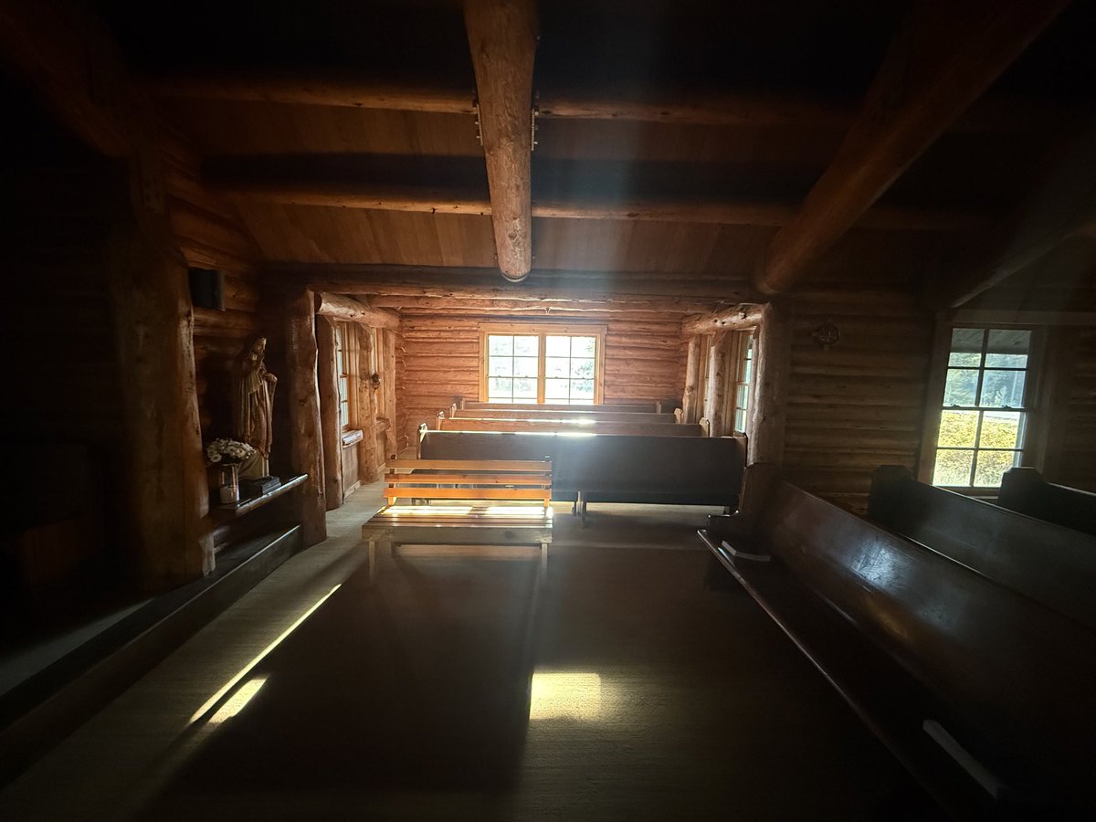 wapple15's tweet image. Monday morning in Australia so let’s kick off #WeekWforWindows #AlphabetChallenge