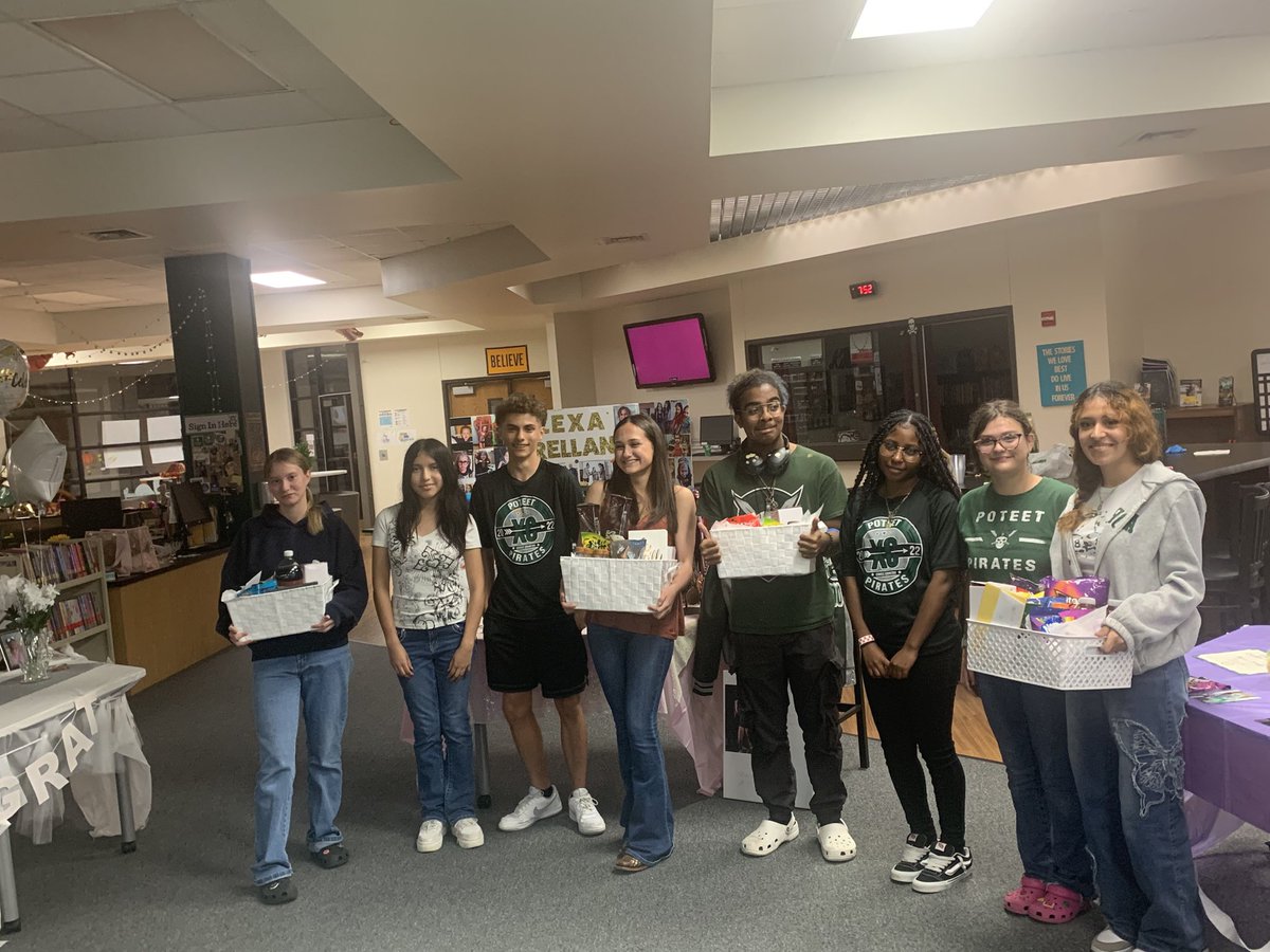 POTEET XC & T/F tweet media