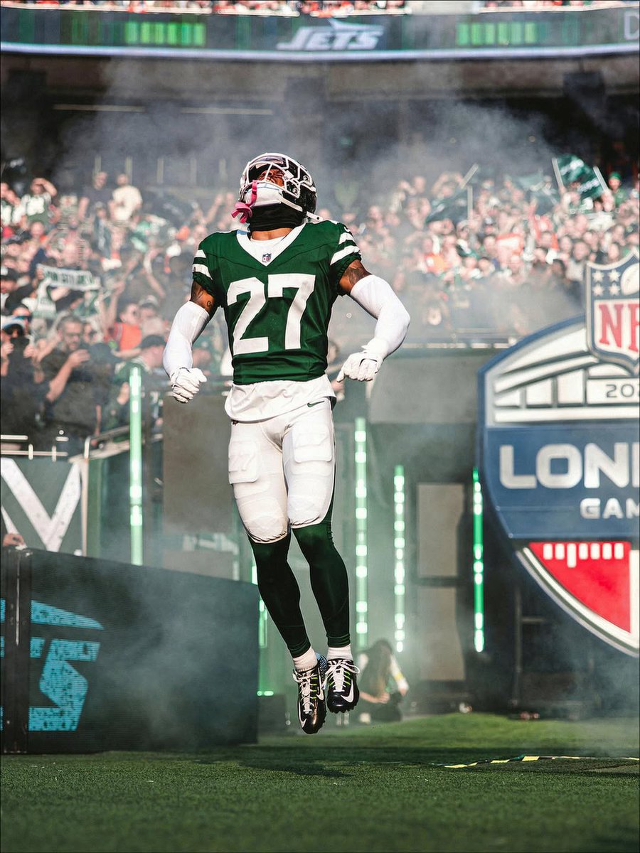 NYJetsTFMedia's tweet image. Rookie Malachi Moore led the entire #Jets team today with 10 total tackles ✈