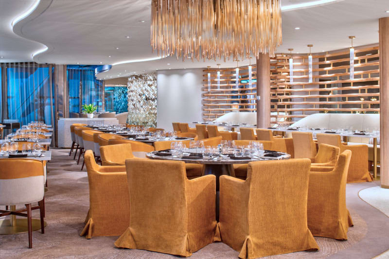 🍣✨ Indulge in a seafood lover's paradise at Raw on 5 aboard the Celebrity Beyond! Every meal promises to delight your taste buds in a beautifully designed atmosphere. 🌊

Contact me today to book your cruise and reserve your table at Raw on 5! 📞