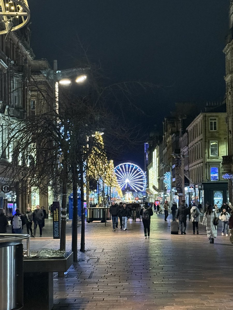 Wee overnight stay in Glasgow with the wife and had a decent scran at La vita <a href="/elasay83/">Elaine Robinson (Peacock)</a>