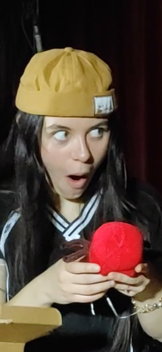 Ганна Польська tweet media