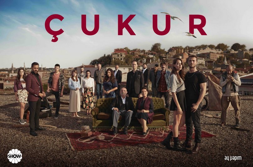 bashqali10's tweet image. أفضل أربع مسلسلات التركية على إطلاق 
1- وادي الذئاب السياسي أكشن 
2- قيامة ارطغرل التاريخي 
3- قطاع الطرق مافيا 
4- الحفرة  أكشن درامي.