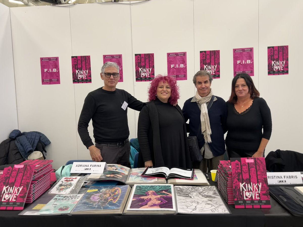 Il Kinky Love presso ha esordito con successo  alla Mostra del Fumetto ANAFI sarà possibile fare vostro questo pezzo da collezione con la Roberto#RobertoBaldazzini #AdrianaFarina #cristinafabris #giuseppematteoni #etotica #kinky #fetish #bdsm #art