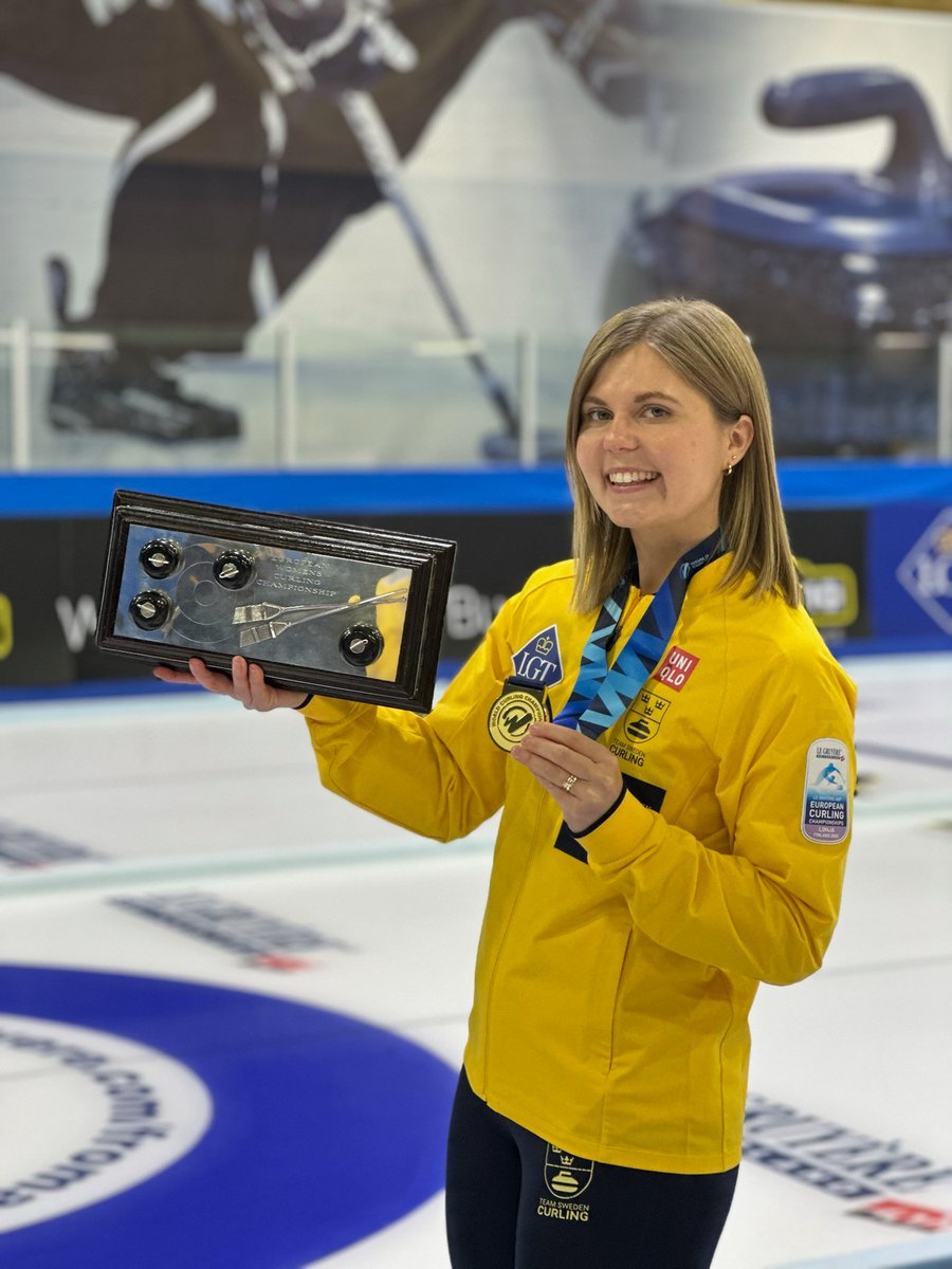 Gold Medal Champs at the 2025 ECC!! 🥇✨

Competing on the European stage and representing Sweden at the highest level is the always an honour. 

Thank you to our sponsors, our families, our friends, and the incredible fans. Your support and energy mean everything to us.💙