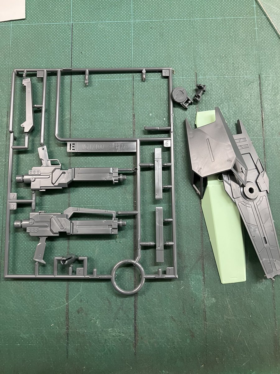 kenou4415's tweet image. バズーカ好きじゃないからライフルも頂き
www(*´艸｀)