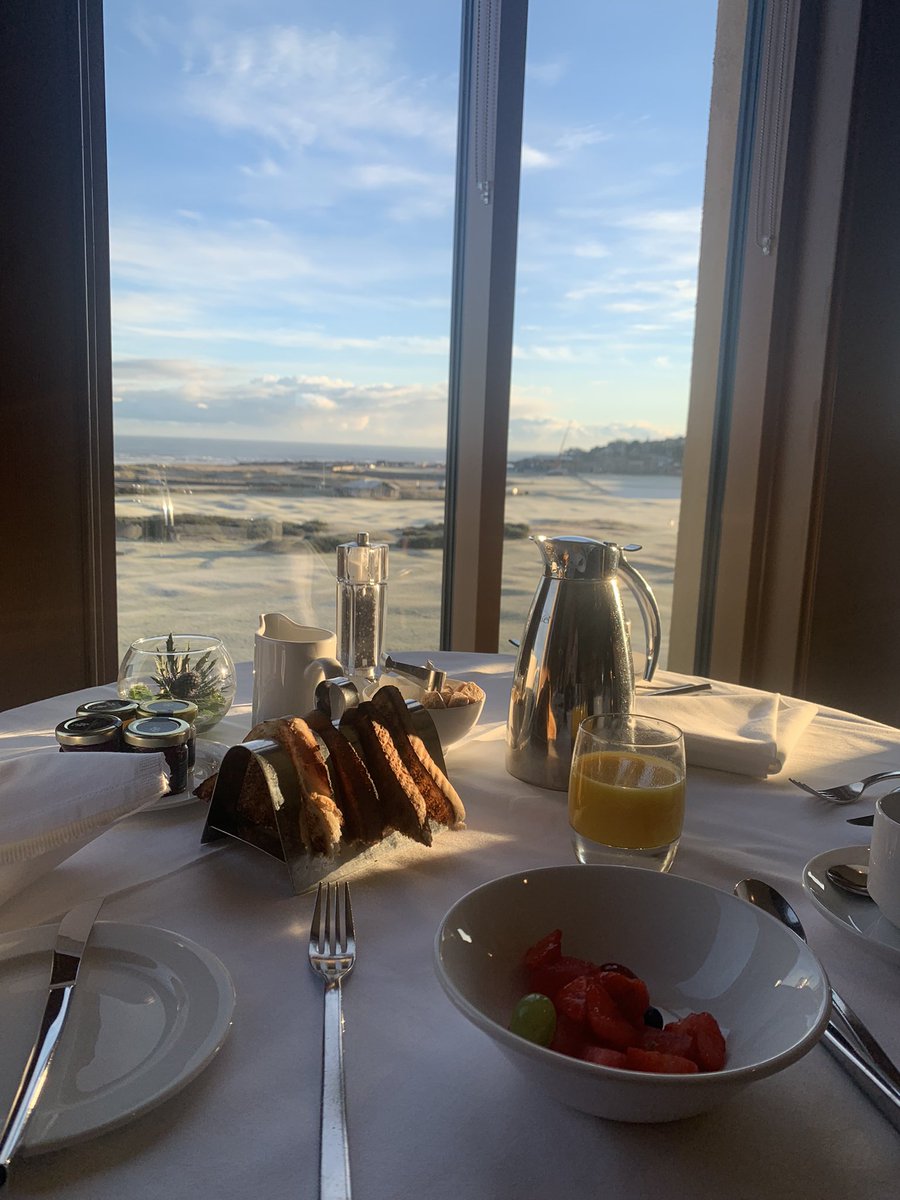 Sandra Russell Art 🎨 tweet media