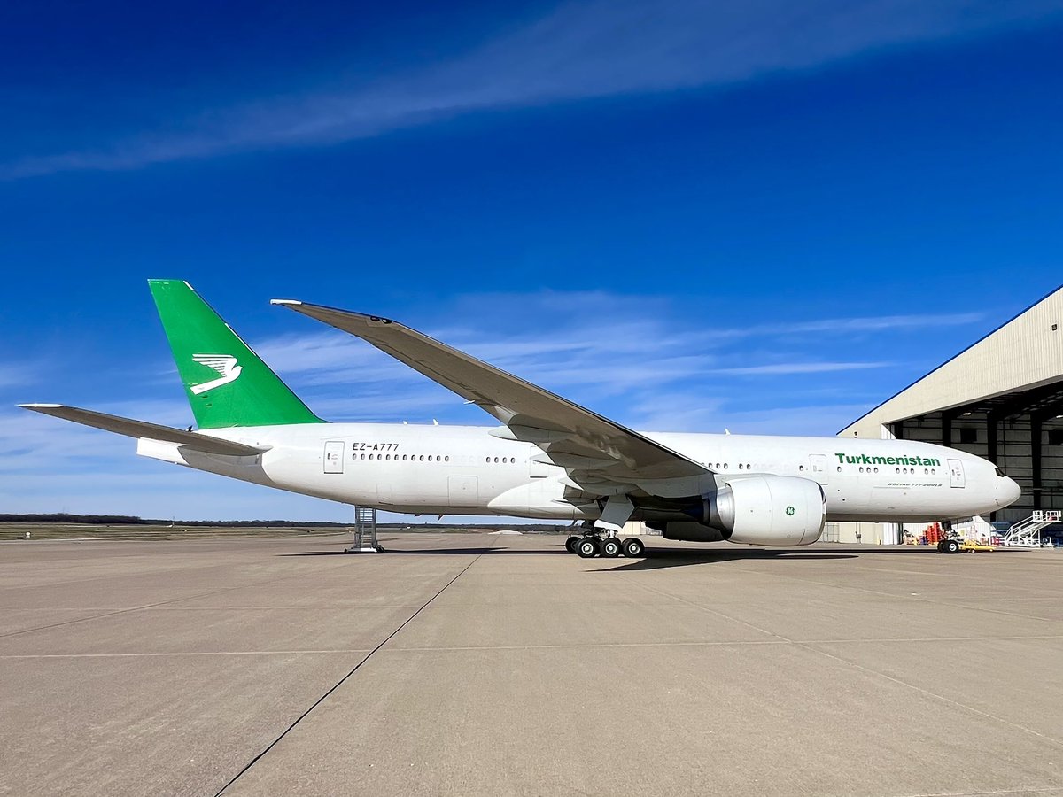 Check out what I scored today! 📷 TUG3077 (EZ-A777 Boeing 777