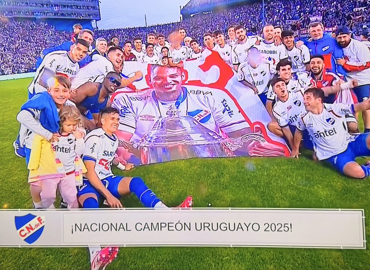 vzangaro's tweet photo. Gracias al cielo🙌🏻💙🤍❤️ https://t.co/k1VaLKk4UD