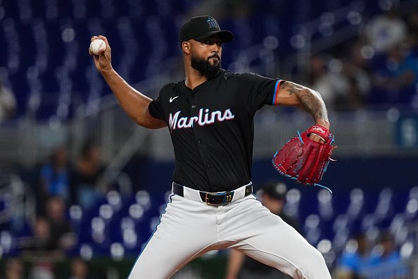 yankee_source's tweet image. Jim Bowden:

“Sandy Alcantara of the Marlins has a legitimate shot of being traded to the New York Yankees.”

He also noted that the Yankees and Marlins have held conversations recently #SandyAlcántara #RepBX