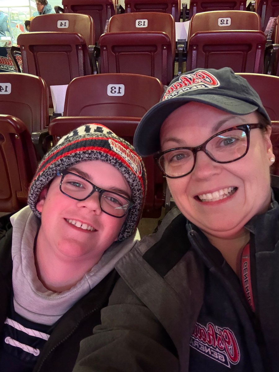 TrafficGal85's tweet photo. Cheering on the Gens from section 119, row 13, seats 12 &amp; 13

#OSHvsBDF @Oshawa_Generals https://t.co/z1oPehIaNQ