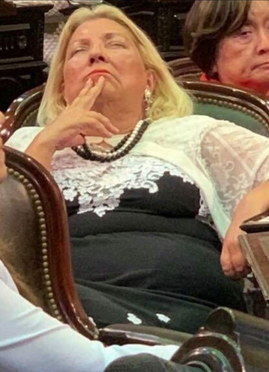 No sé si merendar de nuevo o cenar.