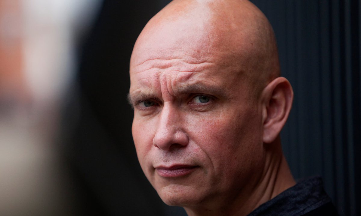 Peter Francis, one of the undercover police spies who targeted me &amp; other union &amp; political activists in the 90s. Francis turned whistleblower and was key to unlocking the #spycops scandal. He is giving evidence at the public inquiry all this week 🧵
youtube.com/watch?v=rTBMib…