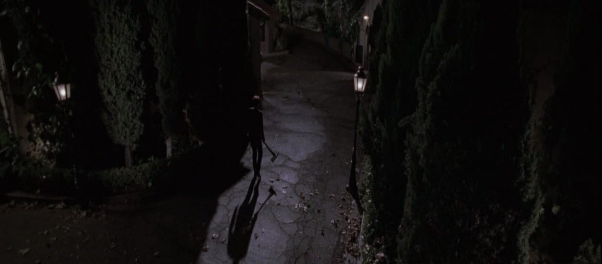 SourceHalloween's tweet image. Rate Halloween H2O on a scale from 1-10  🔪