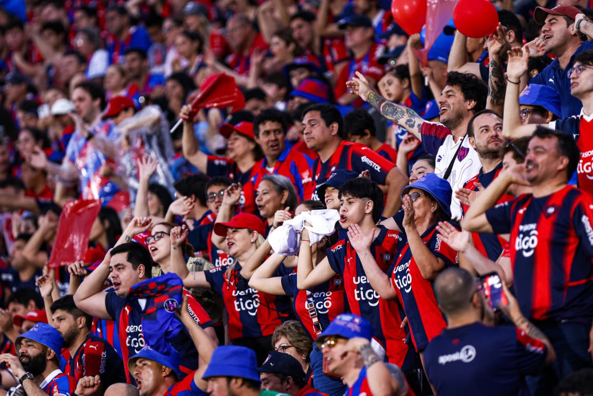 Cerro Porteño fans end a seven-season drought without a title, it was one of the longest in their history: 

1⃣1⃣ from 1920-1935 (no tournaments during Chaco War)

9⃣ from 1978-87

7⃣ from 2022 Apertura to 2025 Apertura