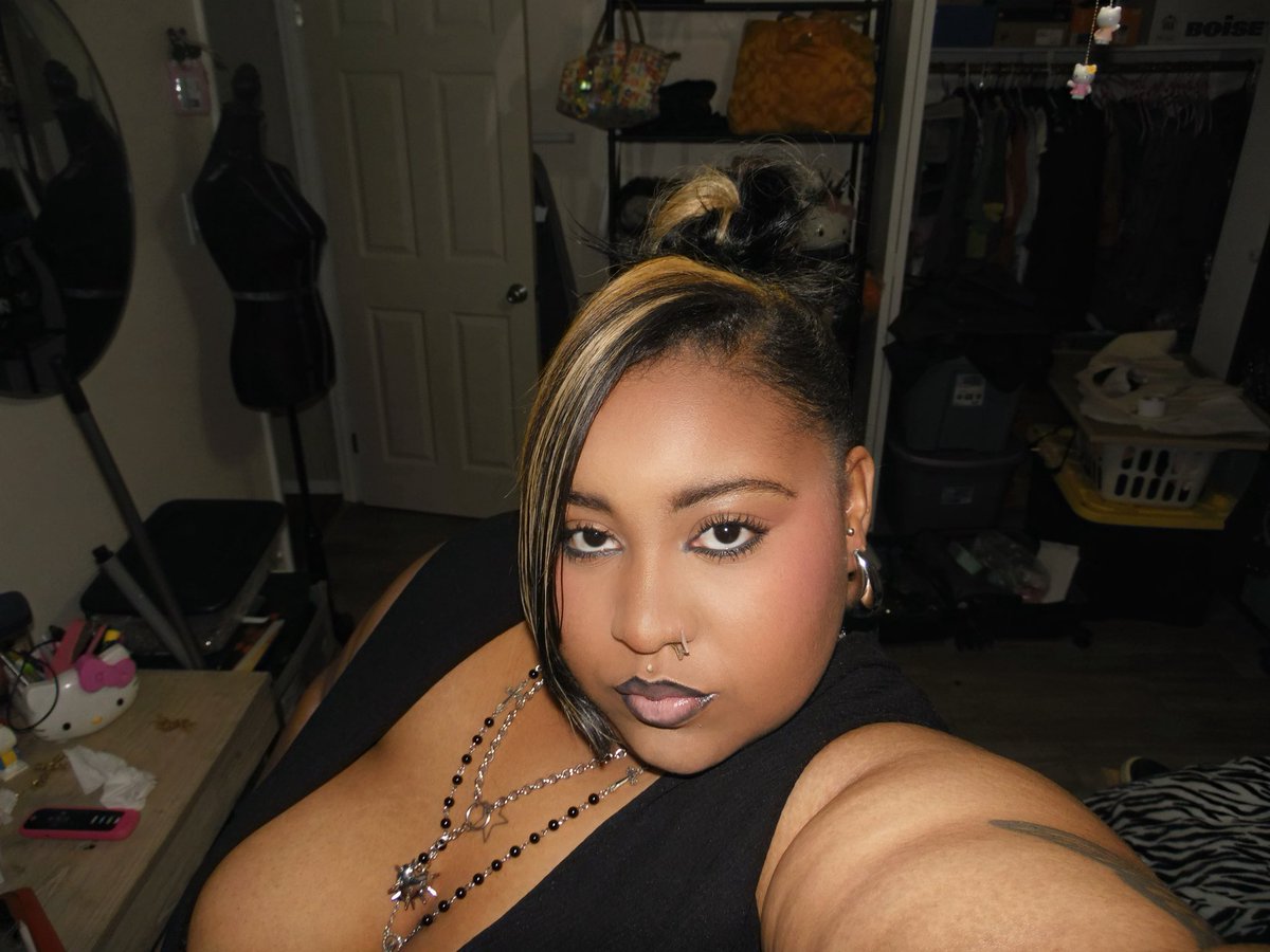 whyjadab's tweet image. 🖤