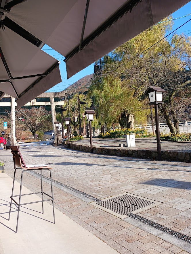 hosouo's tweet image. 海と山の絶景カフェはしご♪ plaza.rakuten.co.jp/3434yuniu2/dia… #r_blog 
#津和野
#ソロツーリング