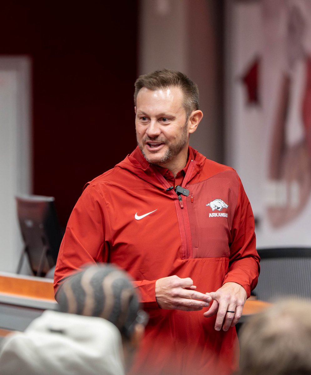 Hogs Plus tweet media