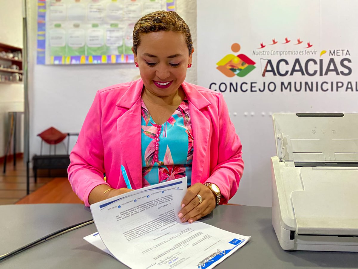 zulma_yodiaz's tweet photo. Se radicó ante el @ConcejoAcacias, un proyecto de acuerdo por medio del cual se establecen los lineamientos de la politica publica de libertad religiosa y de cultos en el municipio de Acacias Meta.
El @PartidoMIRA sigue fomentando acciones que promueven la libertad religiosa. https://t.co/XFr18dVthQ