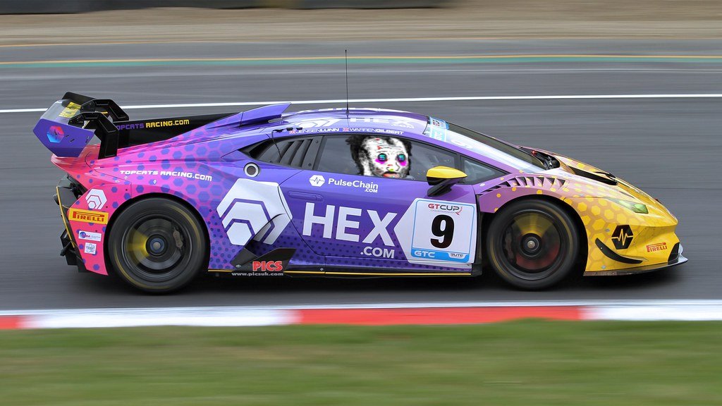 <a href="/stridentcitizen/">Panos</a> Left the wife to be here