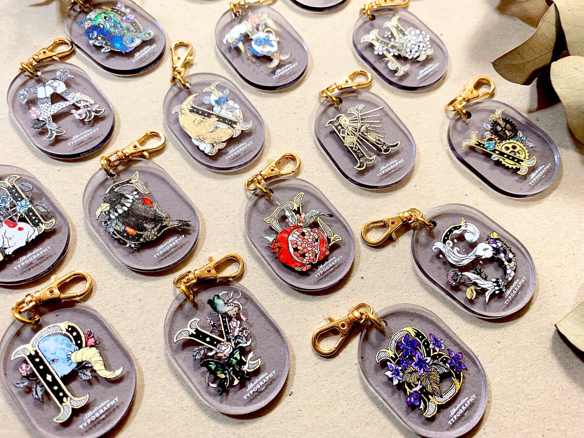 おはようございます🌞
こちら、本日いっぱいでチャーム受注受付だけ〆切にさせて頂きます〜！
検討されてる方はこの機会に✨
(次は受かったら春のデザフェスになるので！)